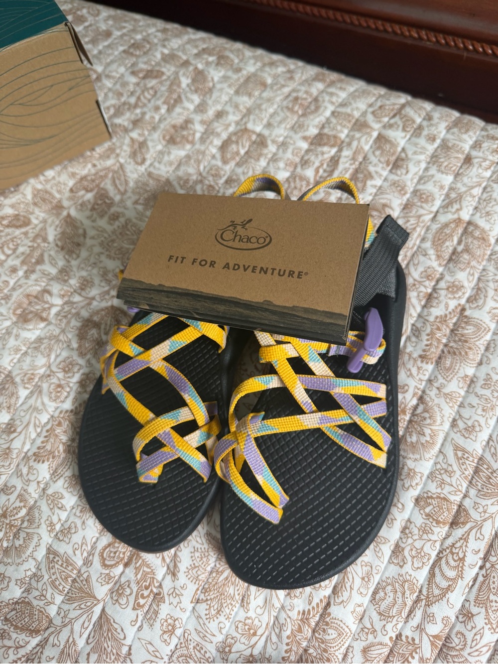 Chaco Women’s Strappy Sandals in Black, Yellow & Lavender new size 5 - Picture 4 of 5